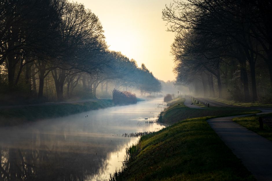 River Path with a calming scent — wellness · Walking & Outdoor