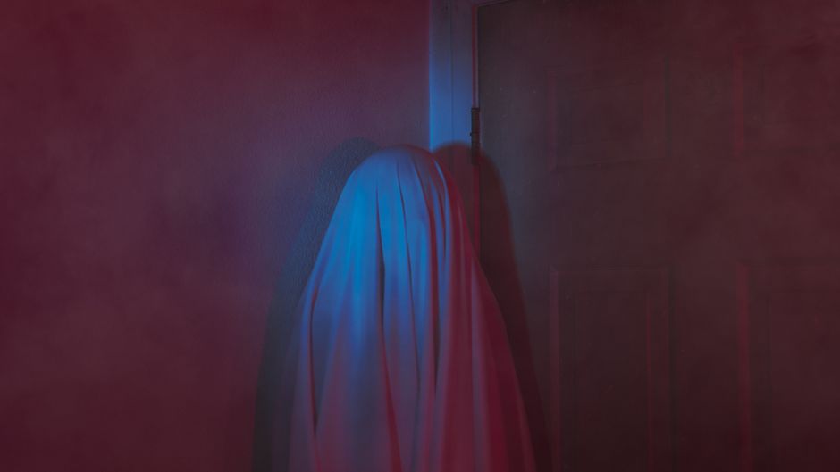 Haunted Hallway with a DIY finishing piece — celebrations · Halloween
