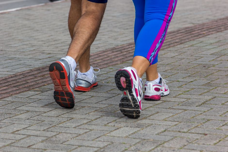 20 gentle walking & outdoor routines for days that feel full