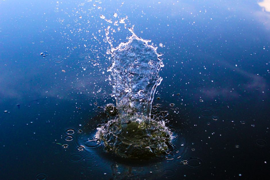 Water Cue after a long commute after a long commute — wellness · Healthy Habits