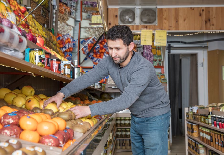 Fresh-Flower Grocery Stop with an easy wind-down — wellness · Feel-Good Activities