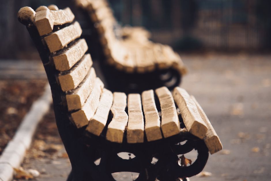 Bench with woven texture — home · Bedrooms