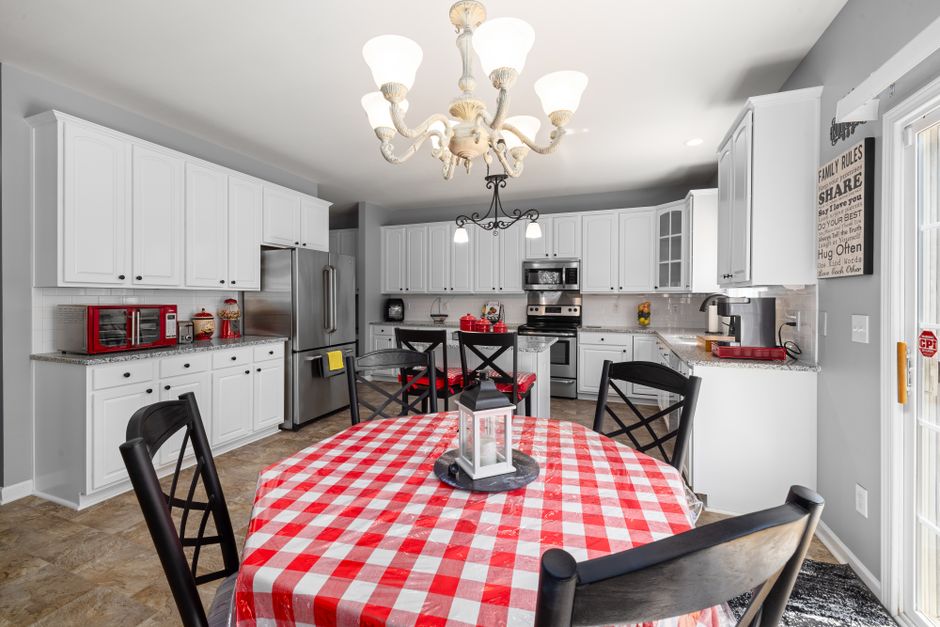 Breakfast Nook with woven texture — home · Kitchens