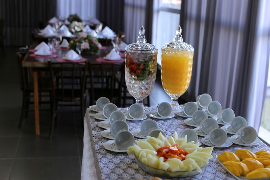 Fruit-at-Eye-Level Setup with gentle movement — wellness · Healthy Habits