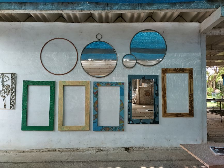 Upcycled Frame using inexpensive supplies — home · DIY