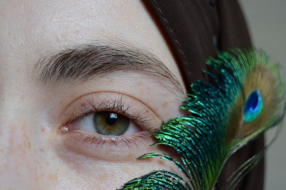 Simple Brow Shaping when motivation is low — lifestyle · Beauty