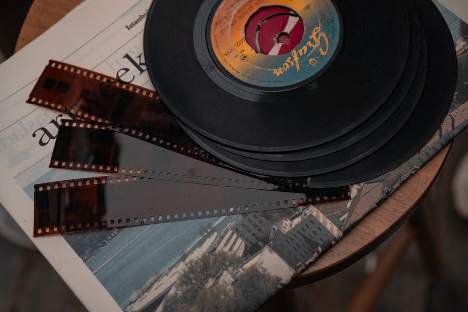 Short-Film Sampler for mixed ages — entertainment · Movie Nights
