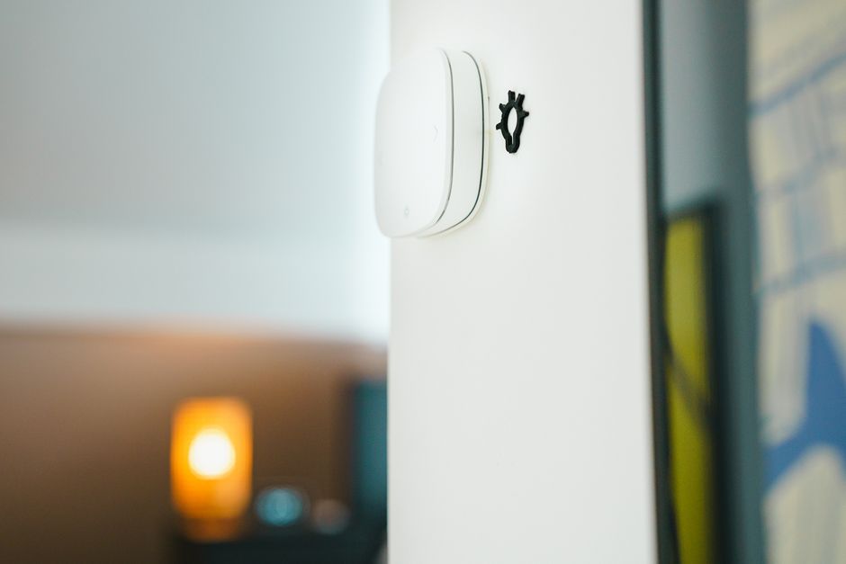 Door Sensor for a travel-ready setup — smart-life · Smart Home