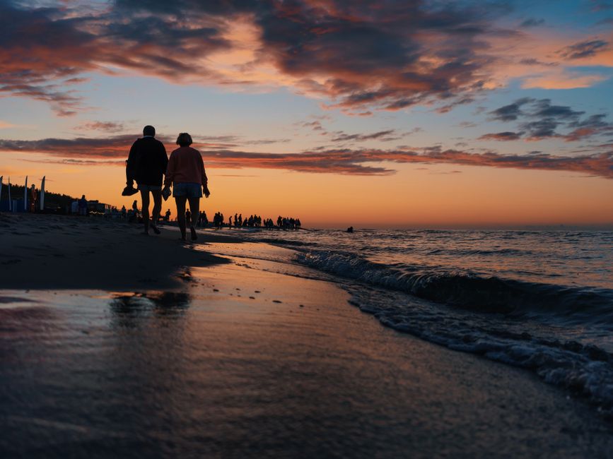 Beach Stroll with a calming scent — wellness · Walking & Outdoor