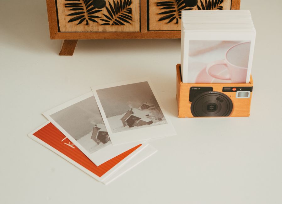 Memory Jar — photo magnet set with a personalized monogram — diy-creativity · DIY Gifts