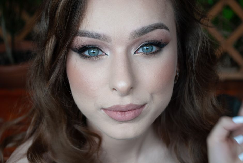Soft Brown Liner when you want more laughter — lifestyle · Beauty