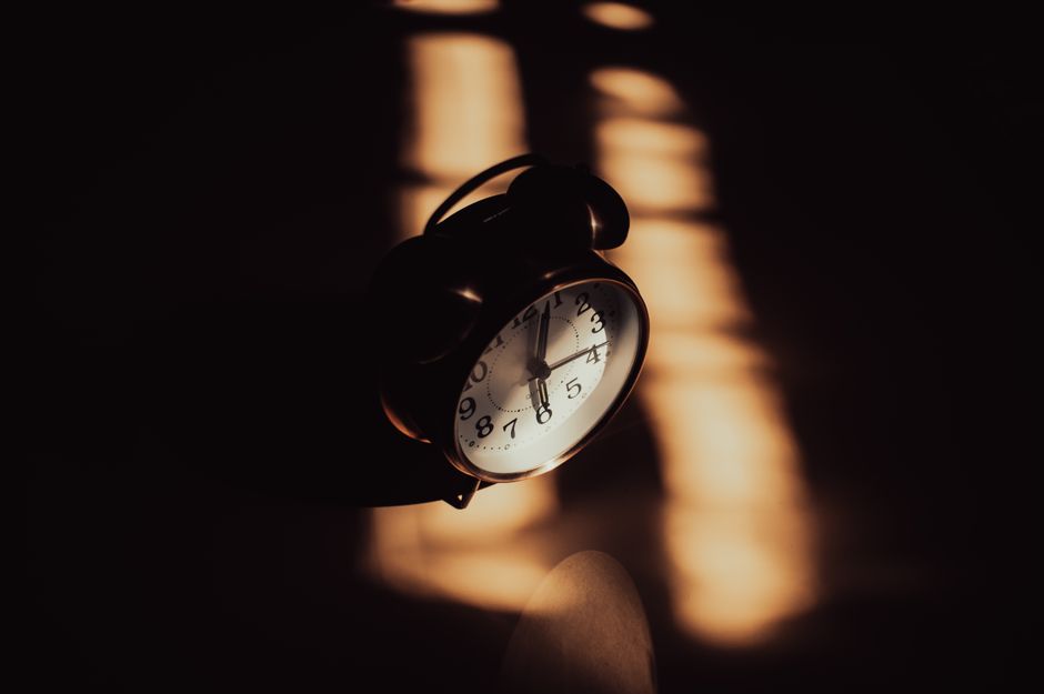 Consistent Wake Time for a restorative Sunday — wellness · Sleep