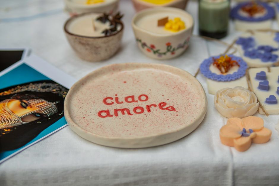 Clay Candle Dish with a gallery-worthy finish — diy-creativity · Handmade Decor