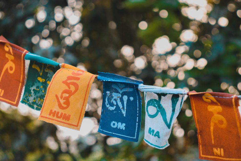 Fabric Banner with a watercolor layer — diy-creativity · Creative Projects