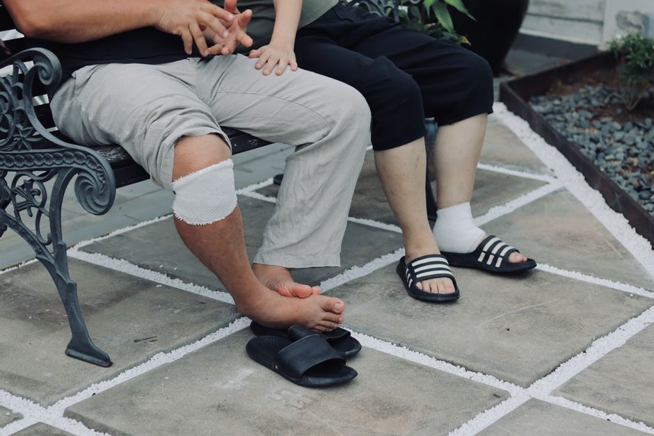recovery walking & outdoor during a weekend morning — wellness · Walking & Outdoor