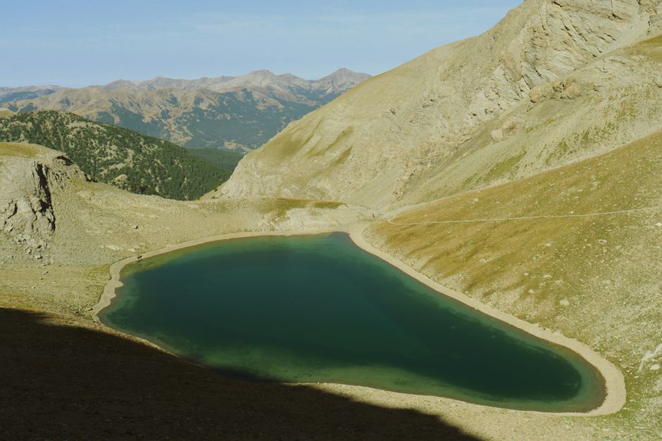 Lake Pullout near a memorable viewpoint — travel · Road Trips