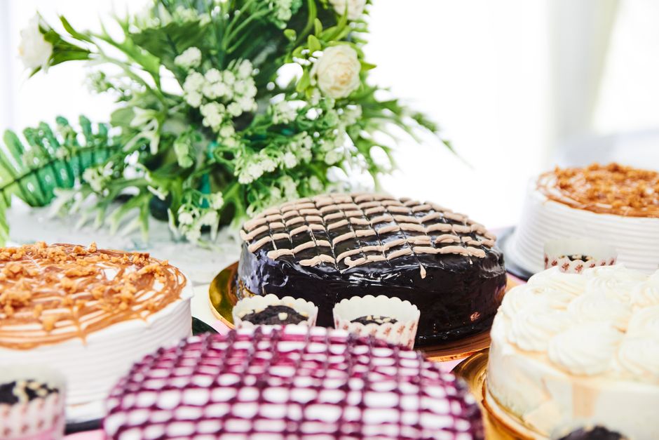 Cake Decorating Station for a photo-friendly table — celebrations · Birthdays