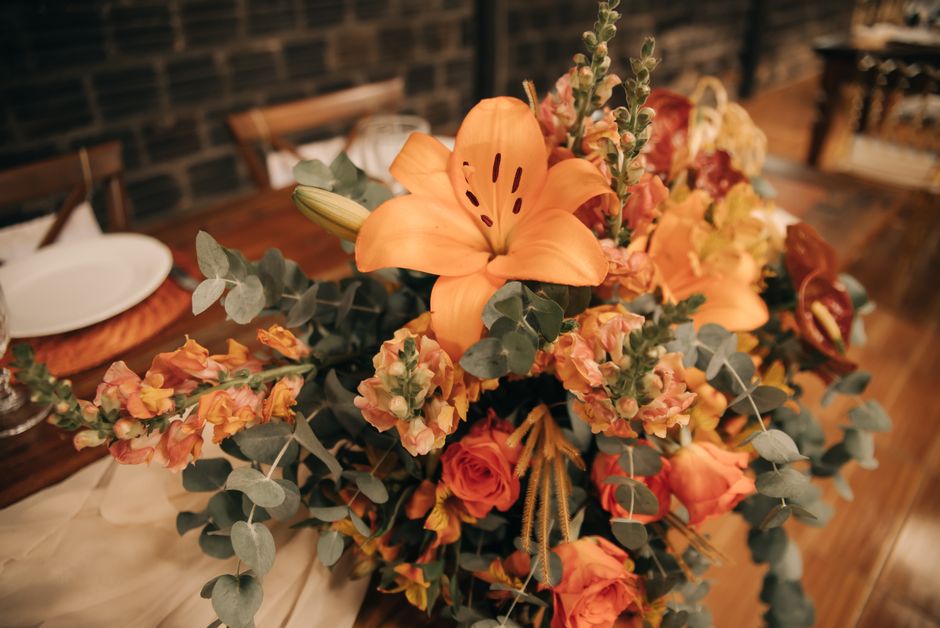 Color-Themed Gathering for a small apartment — entertainment · Party Ideas