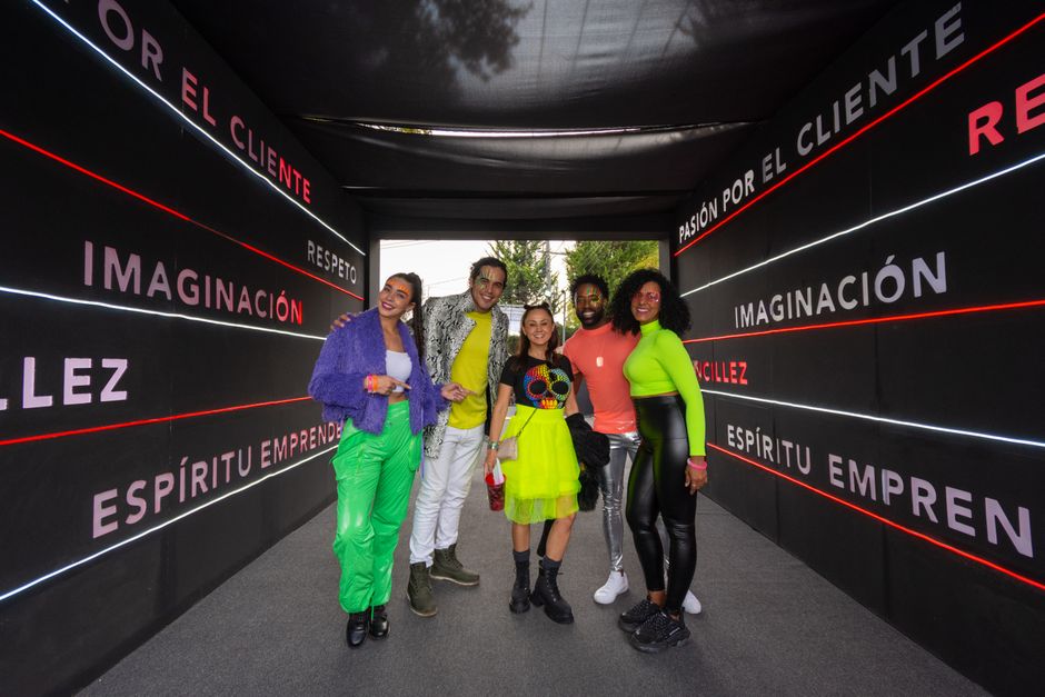 Red-Carpet Recap Night with a friendly rivalry — entertainment · Pop Culture