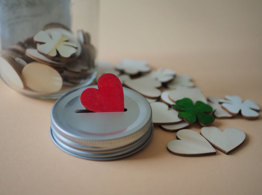Memory Jar around a simple personal ritual — lifestyle · Relationships