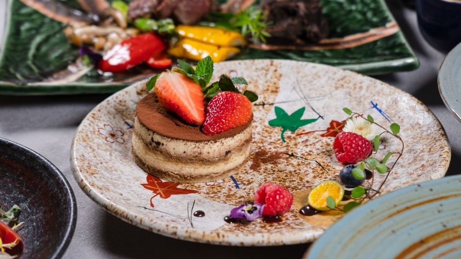 Dessert Tasting around a mystery challenge — entertainment · Date Nights