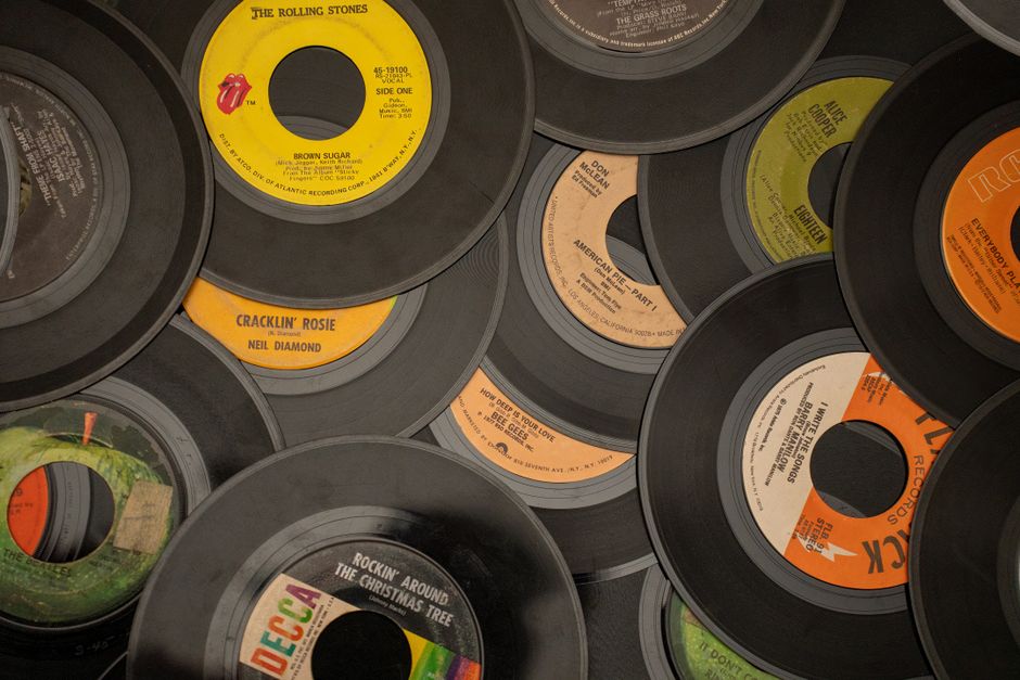 Music Decade Test for two people — entertainment · Trivia