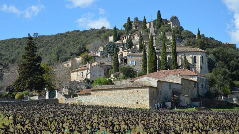 Vineyard Lunch near a historic landmark — travel · Weekend Getaways