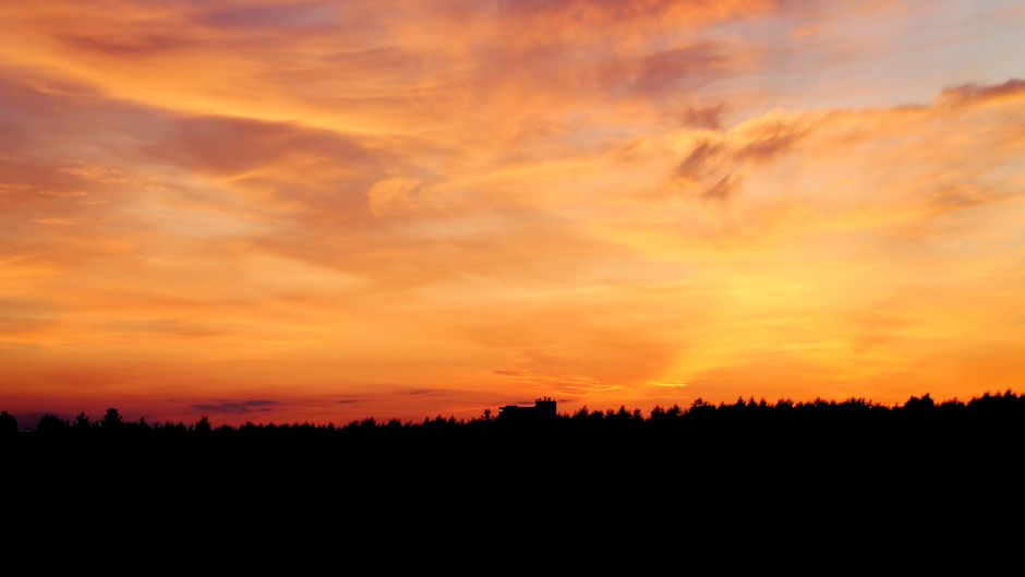 Golden-Hour Silhouette for learning new technique — diy-creativity · Photography