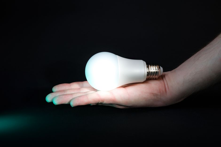 Smart Bulbs for a focused study session — smart-life · Smart Home