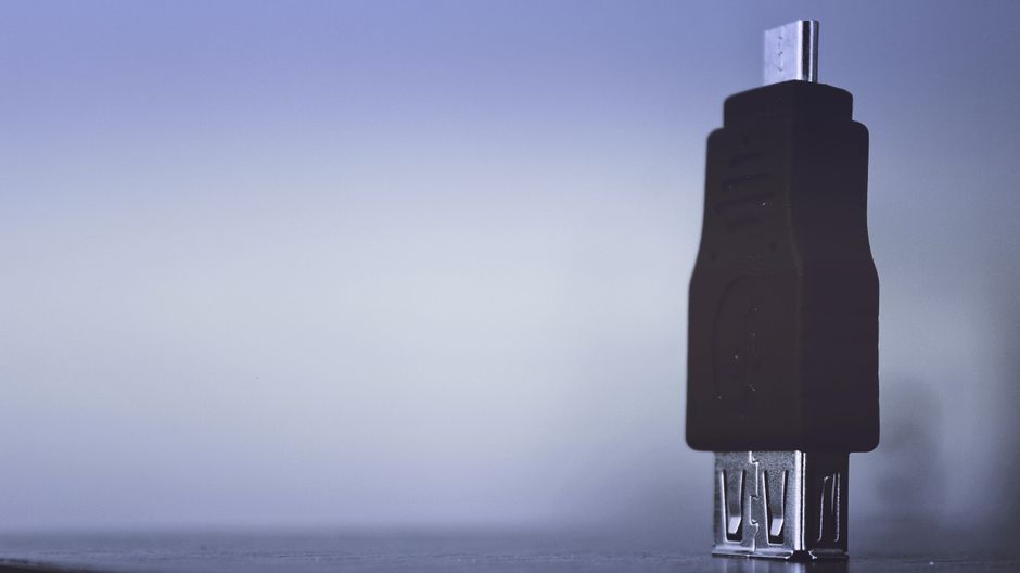 Travel Adapter with a more intentional device setup — smart-life · Gadgets