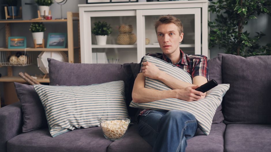 Comfort Sitcom Marathon for a casual celebration — entertainment · Movies & TV