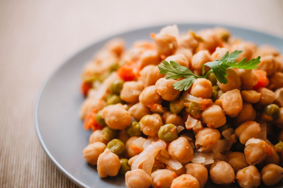 Harissa Chickpea Skillet with roasted garlic — food · Dinner Ideas