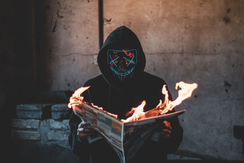 Slow-Burn Thriller with a surprise reveal — entertainment · Movies & TV