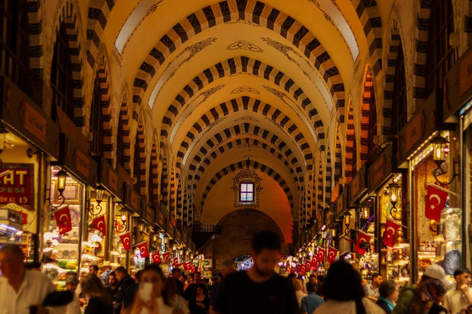 Historic Market for first-time visitors — travel · City Trips