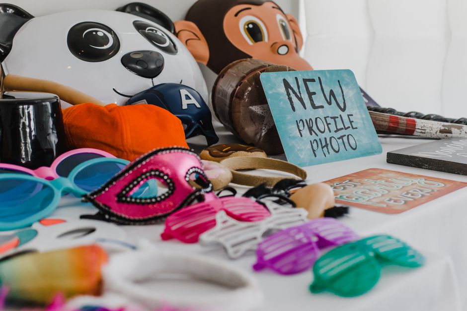 Costume Photo Corner for a backyard table — celebrations · Halloween