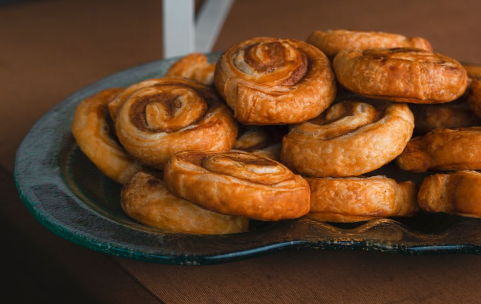 Cinnamon Roll Bites for holiday baking days — food · Baking