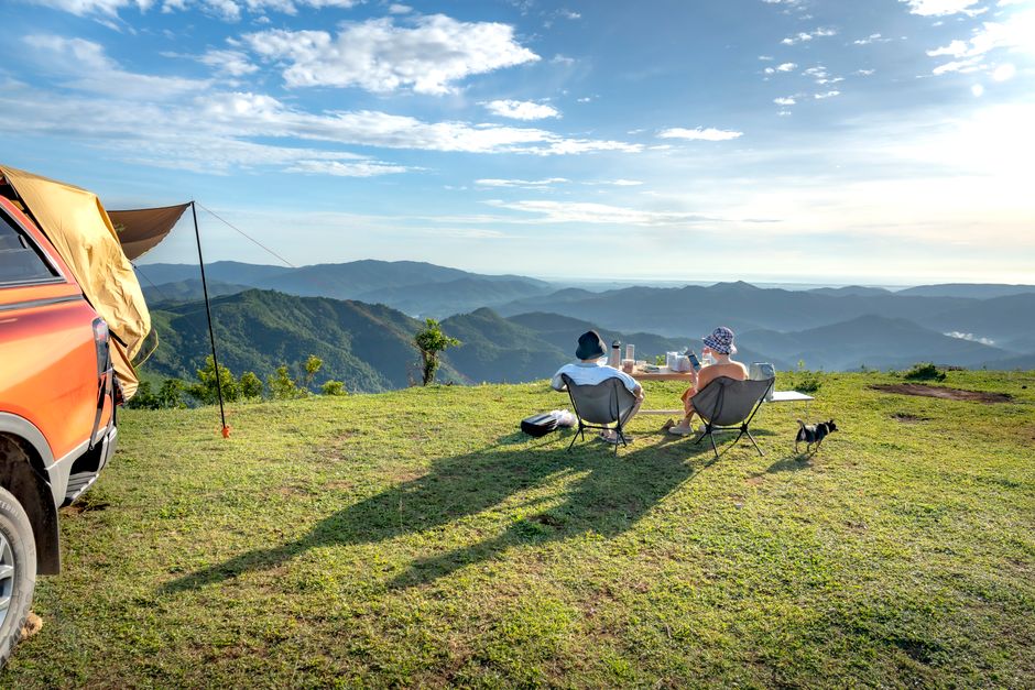Mountain Picnic with a relaxed coffee stop — travel · Weekend Getaways