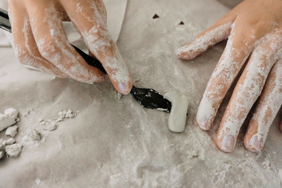 Air-Dry Clay Magnet using household supplies — diy-creativity · Crafts