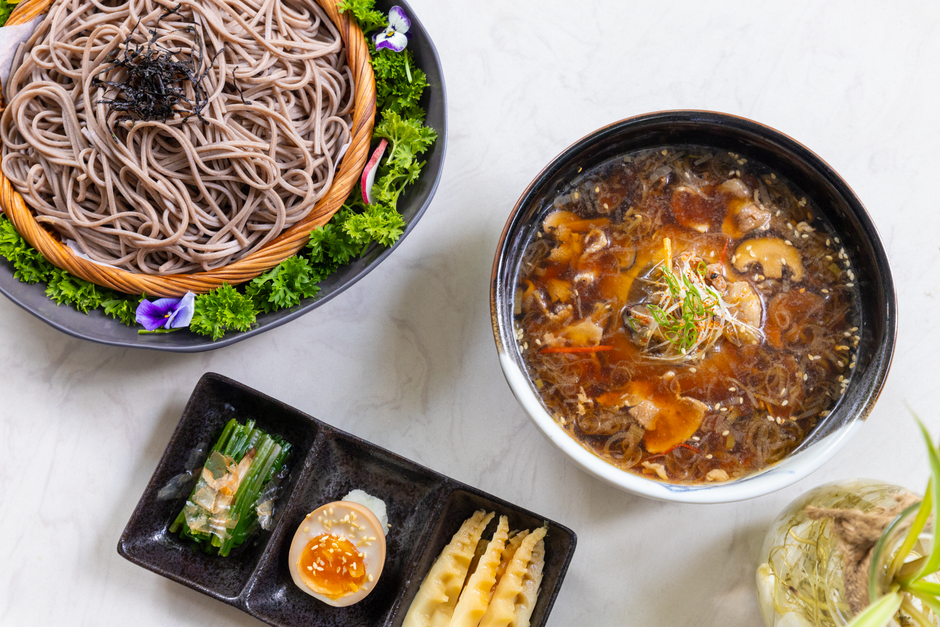 Miso Mushroom Noodles for leftovers taste tomorrow — food · Dinner Ideas