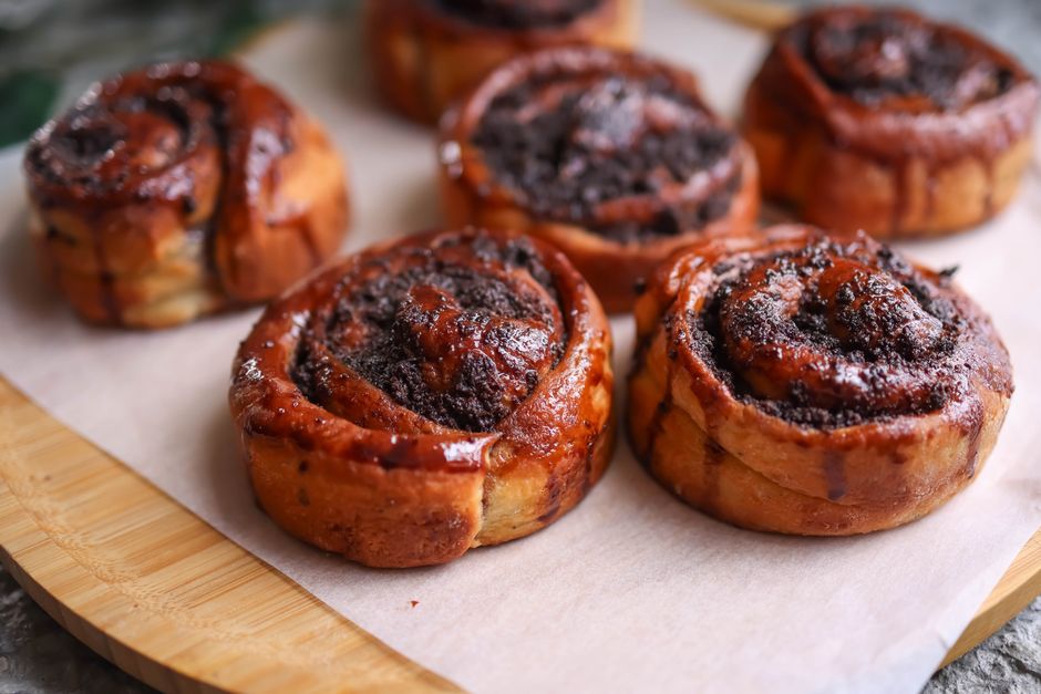 Cinnamon Roll Bites for a holiday bake sale — food · Baking