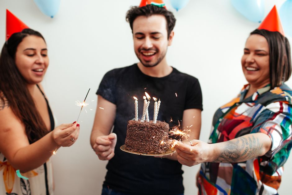 Birthday Scavenger Hunt around a welcome drink — celebrations · Birthdays