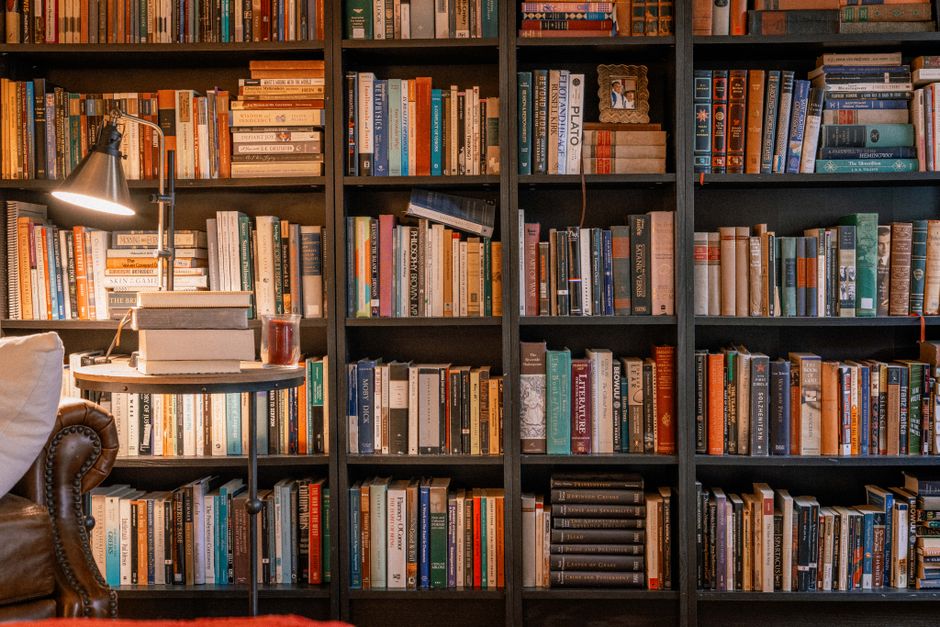 Reading Nook with a durable everyday finish — home · Interior Design