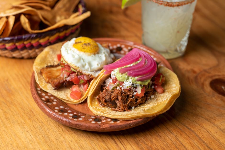 Build-Your-Own Taco Bar for a relaxed celebration — food · Food & Hosting