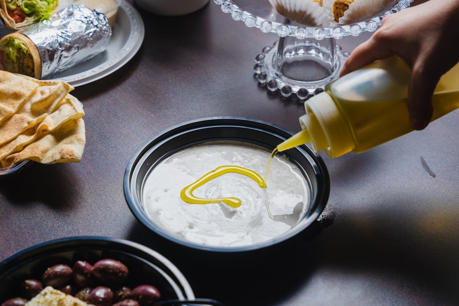 Make-Your-Own Pita Station with a small-bite format — food · Food & Hosting