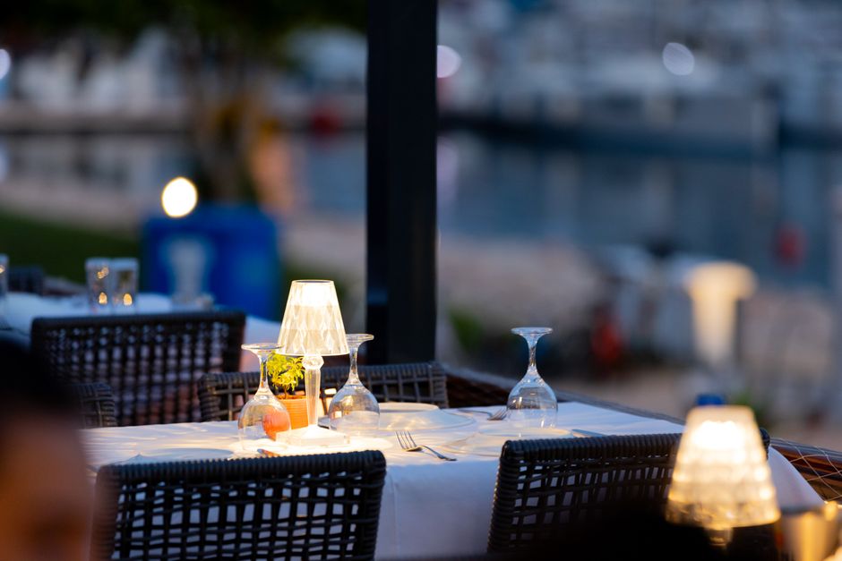 Harbor Dinner for a budget-aware traveler — travel · Couples Travel