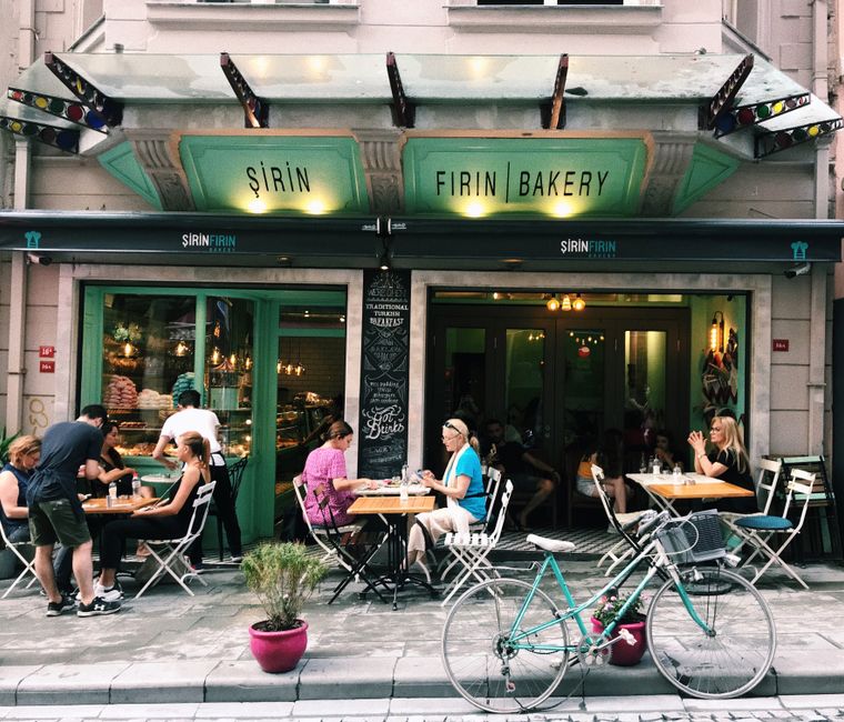21 Neighborhood Bakery Crawl ideas worth adding to a real itinerary