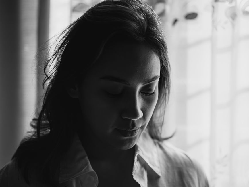 Window-Light Portrait with a layered-paper effect — diy-creativity · Photography