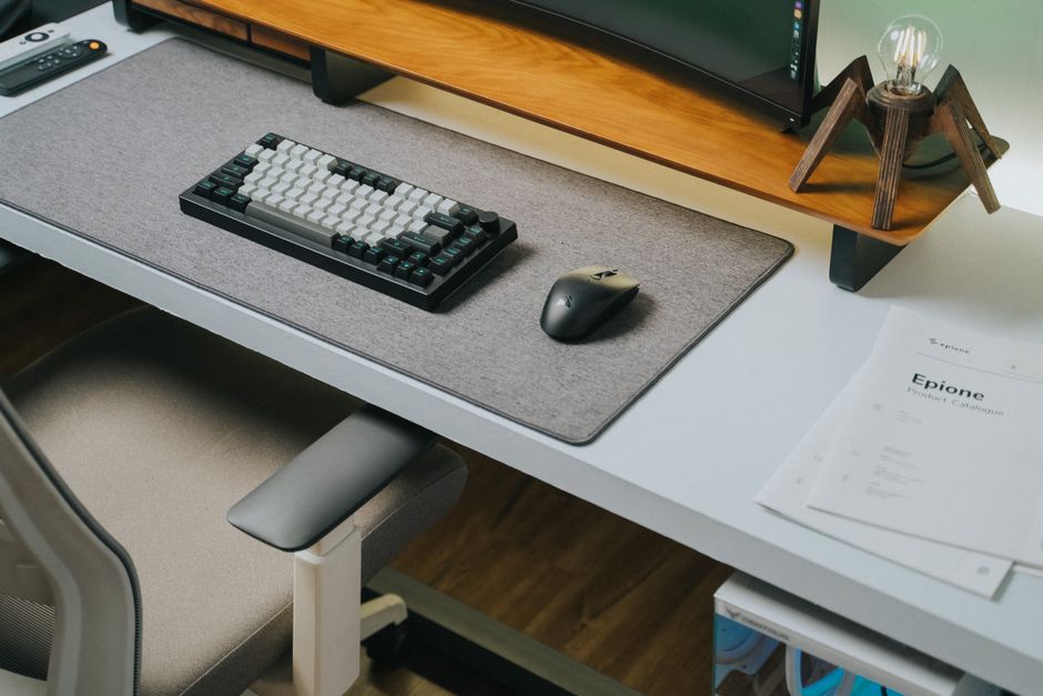 21 Wireless Keyboard ideas for a calmer privacy setup