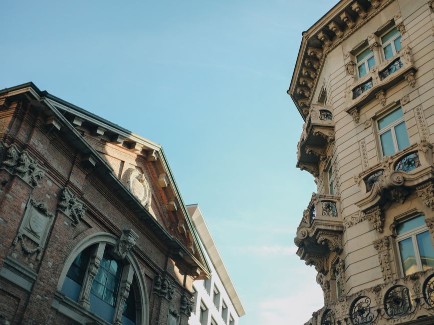 Self-Guided Architecture Walk for a two-night escape — travel · Solo Travel