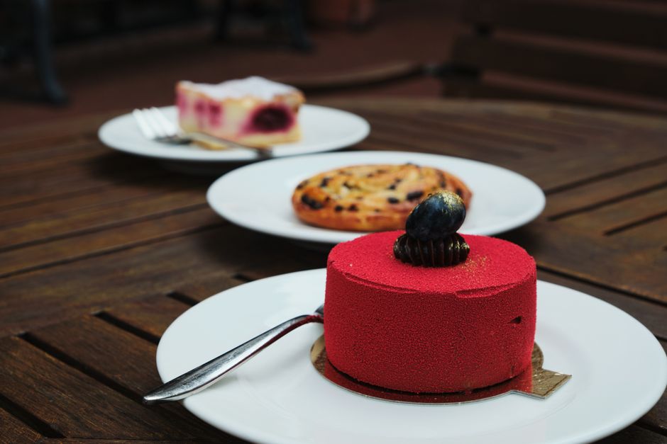 Dessert Crawl with a friend nearby — lifestyle · Dating